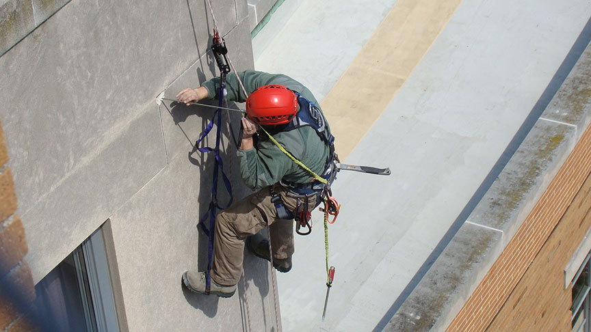 trey thomas pe using rope access bore scope