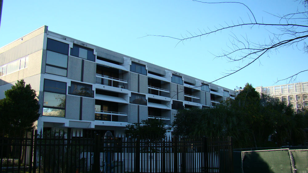 Malcom Randall VA Medical Center: Roof Investigation Report. Gainesville, FL