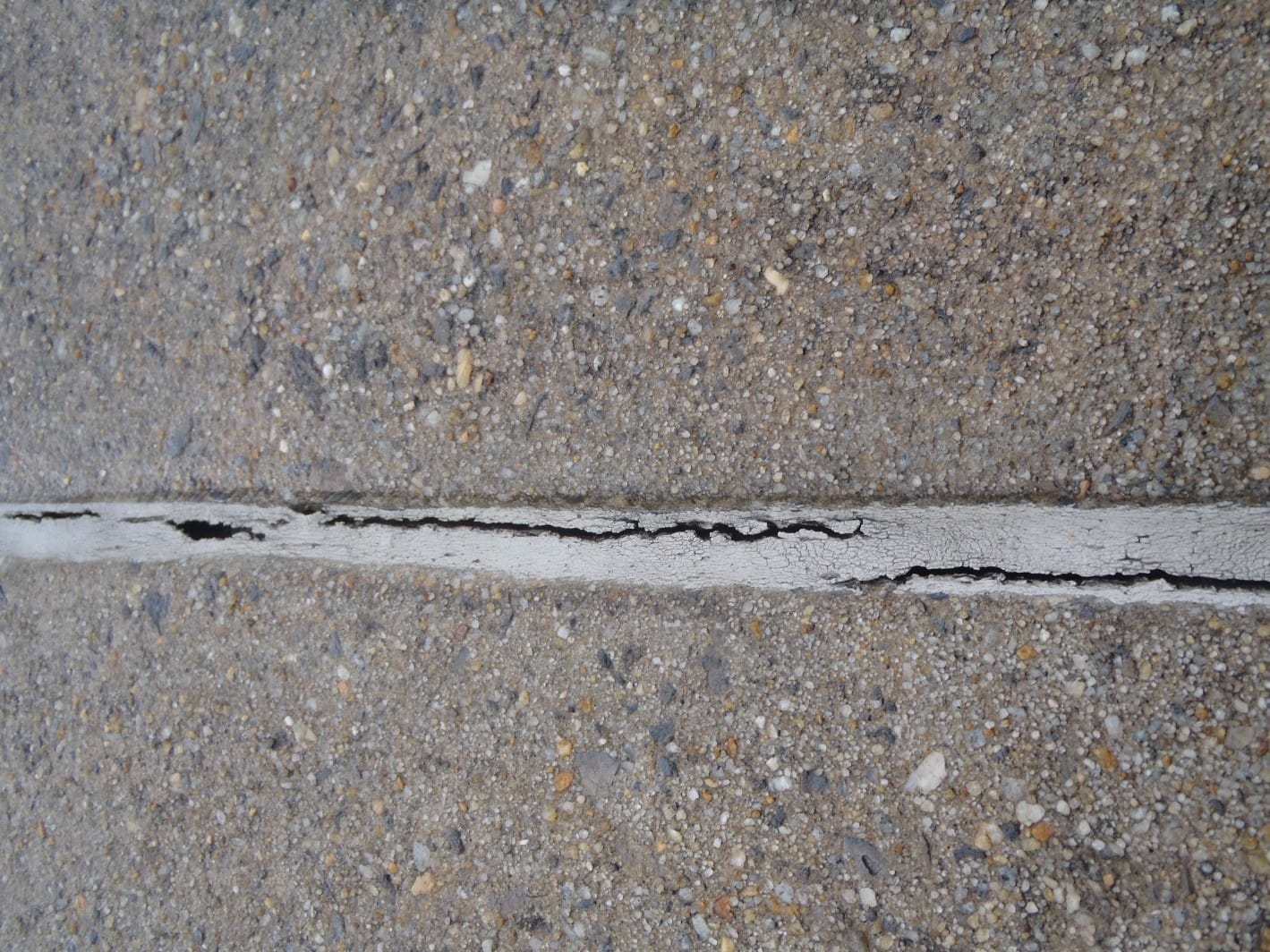 cracked sealant